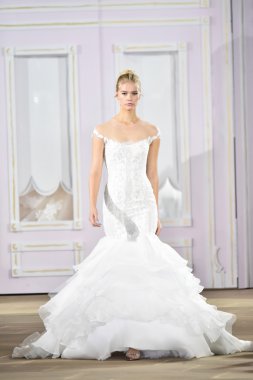 Ines Di Santo sonbahar 2017 Gelin Koleksiyonu gösteri