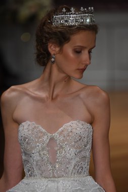 Alon Livne beyaz 2017 gelinlik koleksiyonu