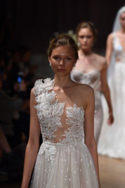 Alon Livne beyaz 2017 gelinlik koleksiyonu