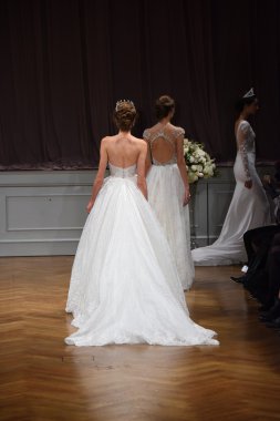 Alon Livne beyaz 2017 gelinlik koleksiyonu