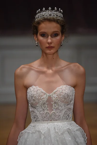 Alon Livne White 2017 Bridal Collection — Stock Photo, Image