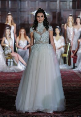 Julie Vino sonbahar 2017 koleksiyonu gösteri