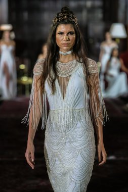 Julie Vino sonbahar 2017 koleksiyonu gösteri