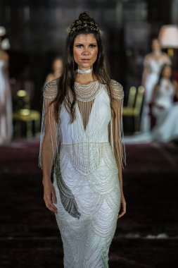 Julie Vino sonbahar 2017 koleksiyonu gösteri