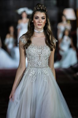 Julie Vino sonbahar 2017 koleksiyonu gösteri