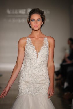 Allure Gelinlik Sonbahar 2017 Koleksiyonu