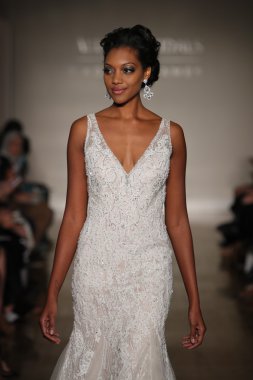 Allure Gelinlik Sonbahar 2017 Koleksiyonu