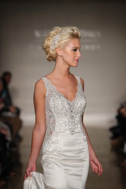 Allure Gelinlik Sonbahar 2017 Koleksiyonu