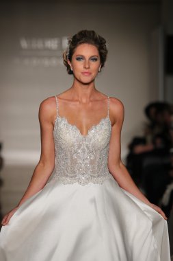 Allure Gelinlik Sonbahar 2017 Koleksiyonu