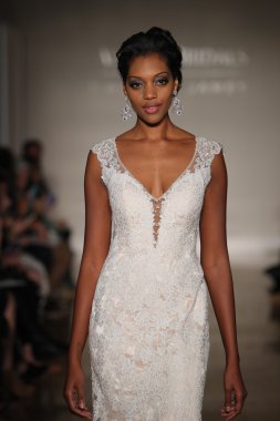 Allure Gelinlik Sonbahar 2017 Koleksiyonu