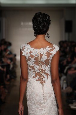Allure Gelinlik Sonbahar 2017 Koleksiyonu