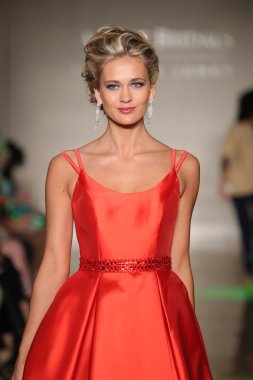  Allure Gelinlik Sonbahar 2017 Koleksiyonu 