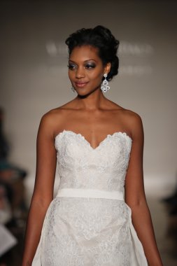  Allure Gelinlik Sonbahar 2017 Koleksiyonu 