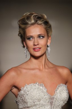  Allure Gelinlik Sonbahar 2017 Koleksiyonu 