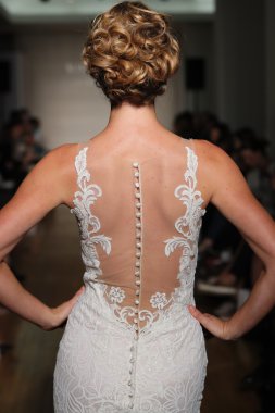 Allure Gelinlik Sonbahar 2017 Koleksiyonu 