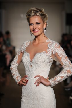 Allure Gelinlik Sonbahar 2017 Koleksiyonu 