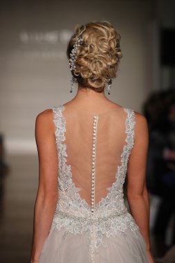 Allure Gelinlik Sonbahar 2017 Koleksiyonu 