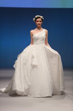 Anny Lin Sonbahar 2017 Gelin Koleksiyonu