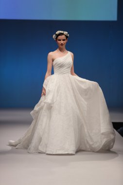 Anny Lin Sonbahar 2017 Gelin Koleksiyonu