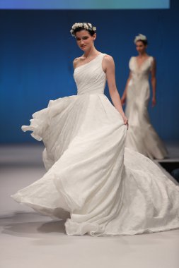 Anny Lin Sonbahar 2017 Gelin Koleksiyonu