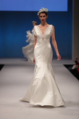 Anny Lin Sonbahar 2017 Gelin Koleksiyonu