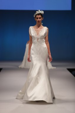 Anny Lin Sonbahar 2017 Gelin Koleksiyonu