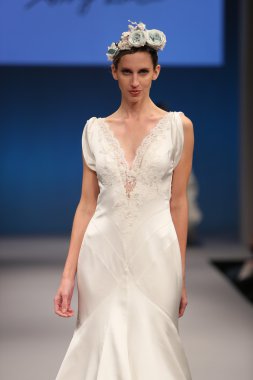 Anny Lin Sonbahar 2017 Gelin Koleksiyonu