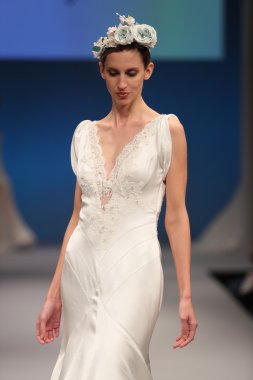 Anny Lin Sonbahar 2017 Gelin Koleksiyonu