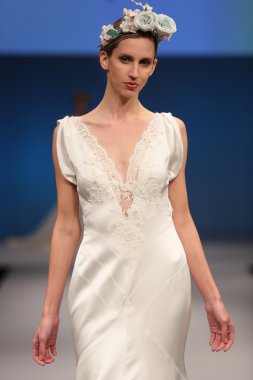 Anny Lin Sonbahar 2017 Gelin Koleksiyonu