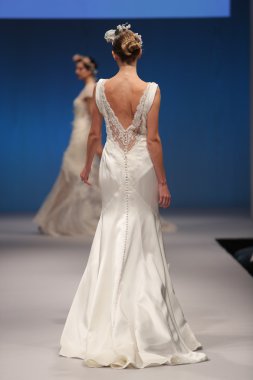 Anny Lin Sonbahar 2017 Gelin Koleksiyonu