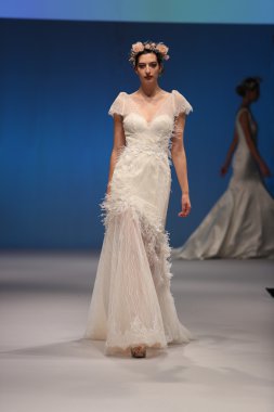 Anny Lin Sonbahar 2017 Gelin Koleksiyonu