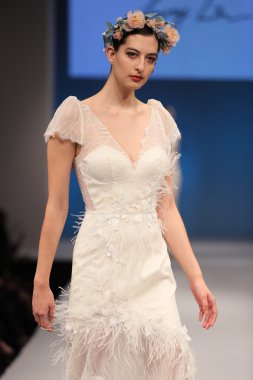 Anny Lin Sonbahar 2017 Gelin Koleksiyonu