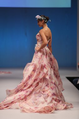 Anny Lin Sonbahar 2017 Gelin Koleksiyonu