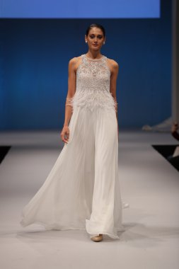 Badgley Mischka Sonbahar 2017 Gelinlik Koleksiyonu