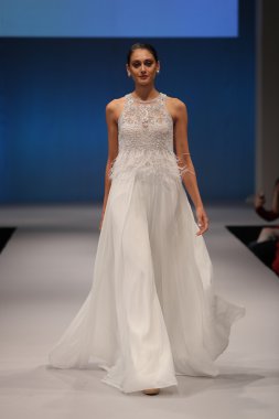 Badgley Mischka Sonbahar 2017 Gelinlik Koleksiyonu