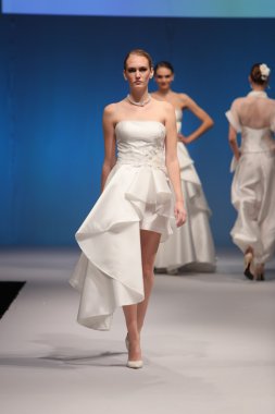 Gemy Maalouf Sonbahar 2017 Gelinlik Koleksiyonu