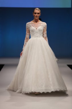 Jannifer Wir Sonbahar 2017 Gelinlik Koleksiyonu