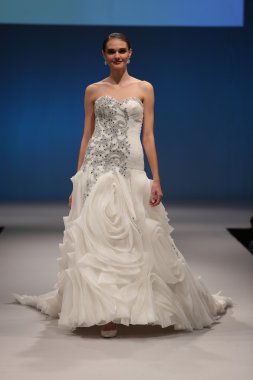 Jannifer Wir Sonbahar 2017 Gelinlik Koleksiyonu