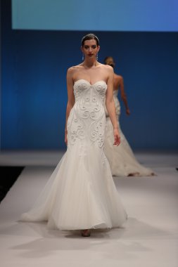 Jannifer Wir Sonbahar 2017 Gelinlik Koleksiyonu