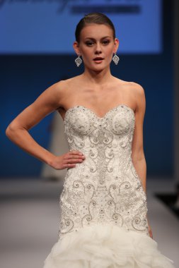 Jannifer Wir Sonbahar 2017 Gelinlik Koleksiyonu