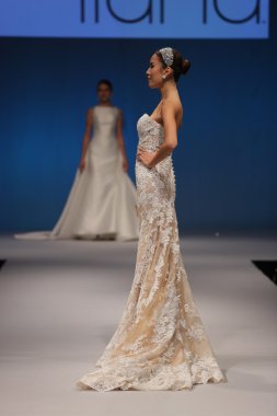 Martina Liana Sonbahar 2017 Gelinlik Koleksiyonu 