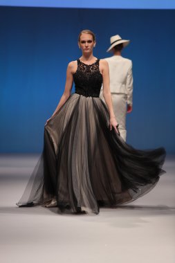Martina Liana Sonbahar 2017 Gelinlik Koleksiyonu 