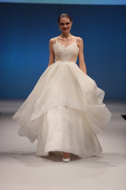 Zarucci Düşüşü 2017 Gelin Koleksiyonu 