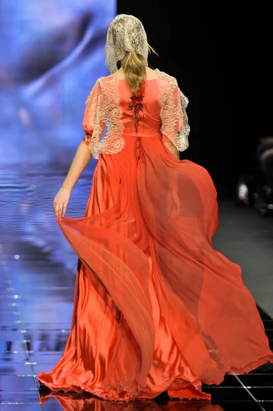 Laura and Medni Collection during Moscow Fashion Week — Stock Photo, Image