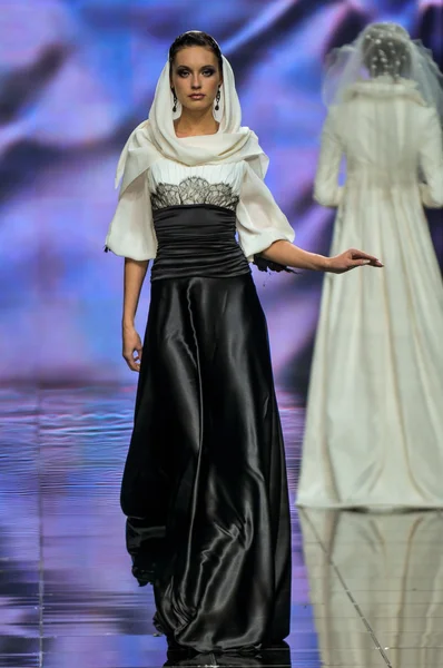 Laura and Medni Collection during Moscow Fashion Week — Φωτογραφία Αρχείου