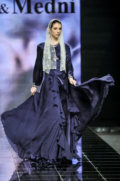 Laura and Medni Collection during Moscow Fashion Week — Stock Photo, Image