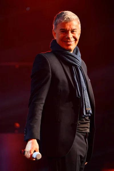 Oleg gazmanov auf der Bühne bei den großen Apple Music Awards — Stockfoto