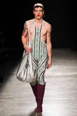  Vivienne Westwood gösteri 