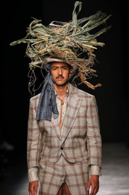 Vivienne Westwood gösteri 