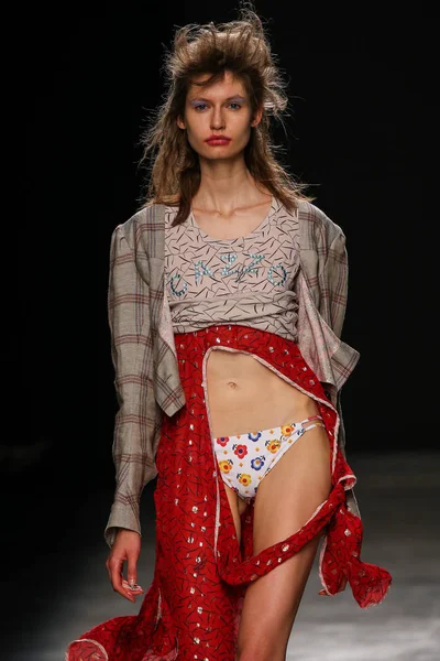 Vivienne Westwood gösteri